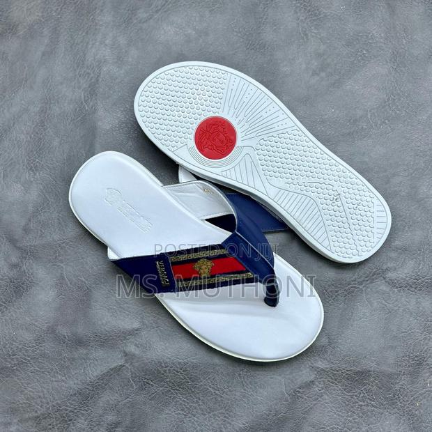 White Slides / Sandals Size 39-46 - thumbnail 2