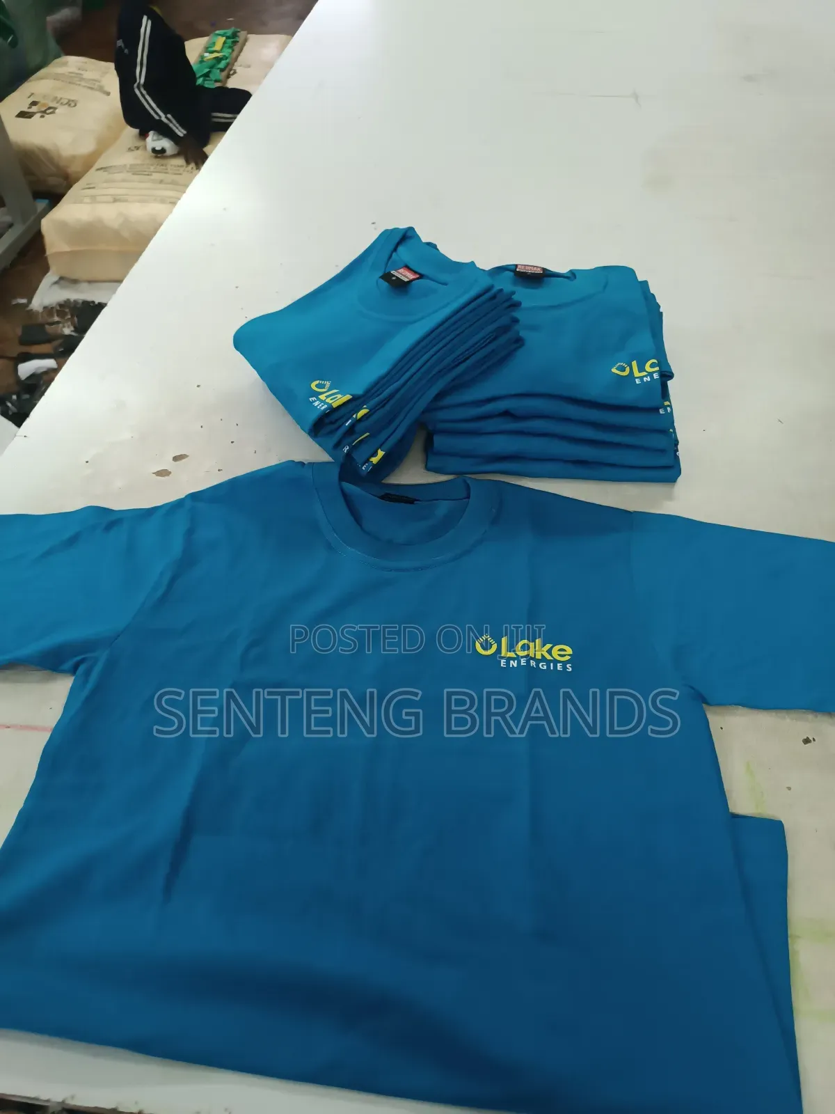 Round Neck T-shirts Branded