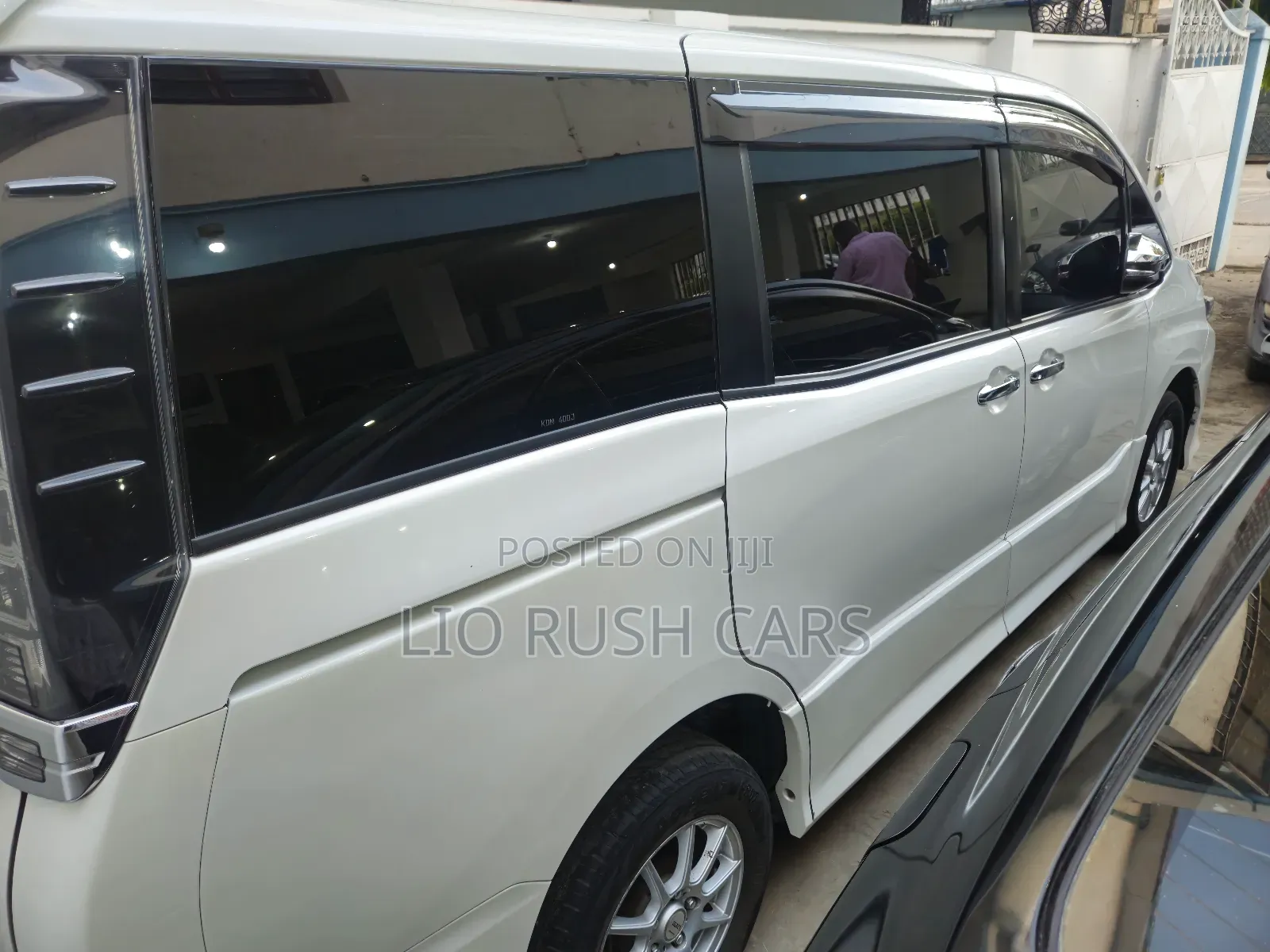 Toyota Noah 2015 White
