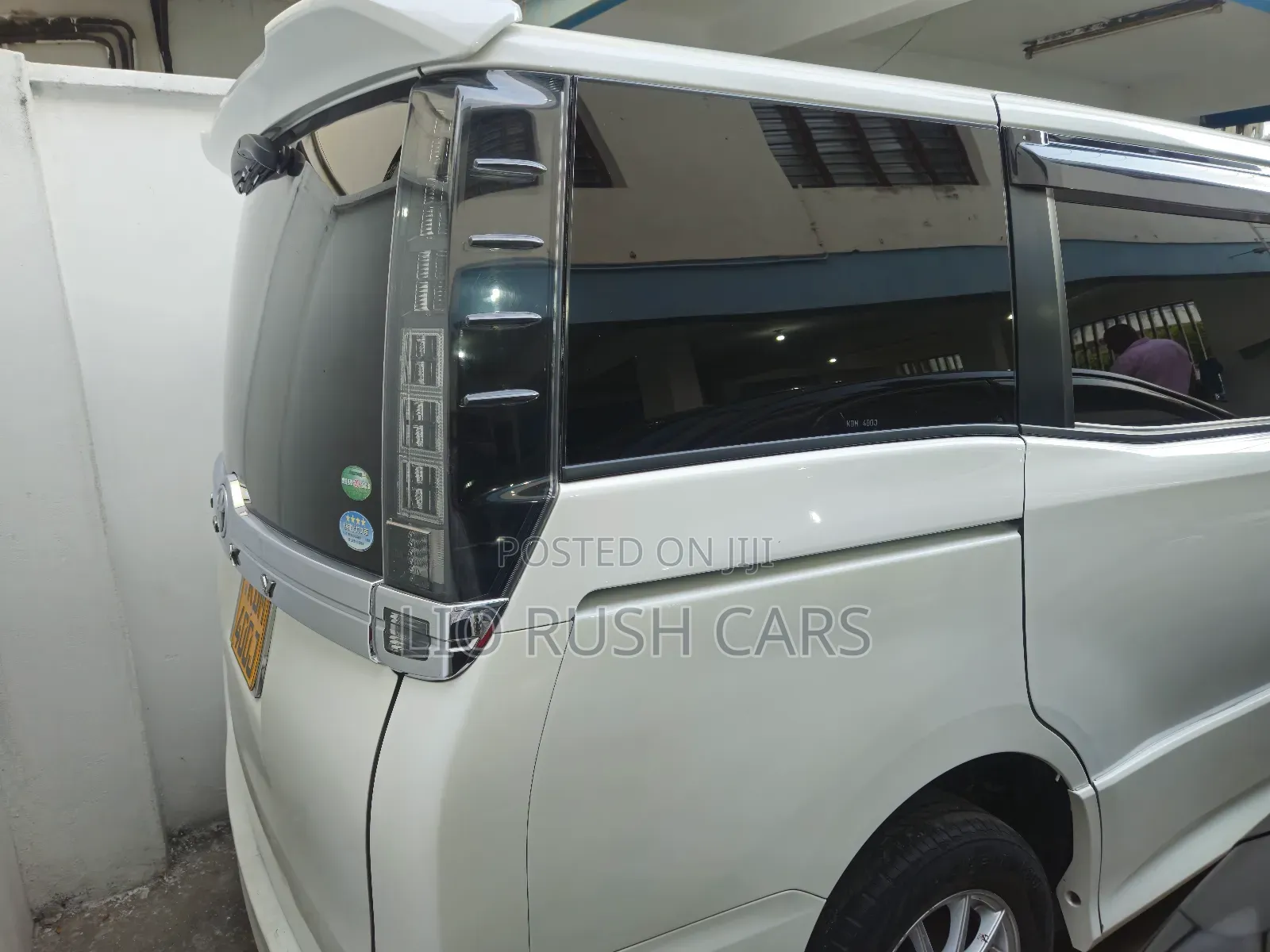 Toyota Noah 2015 White
