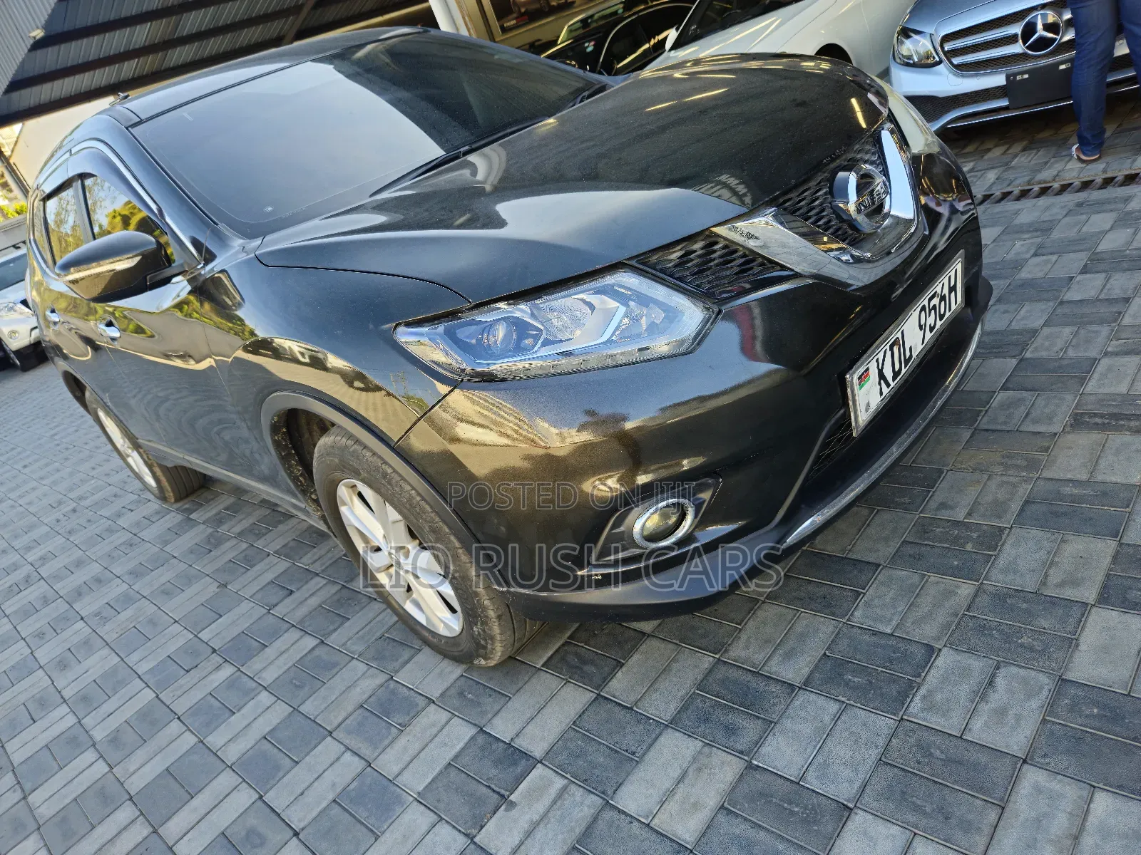 Nissan X-Trail 2015 Green