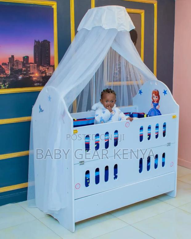 Modern Baby Cot - main view