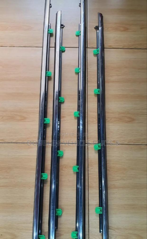 Weather Strip Honda Cr-v 2012-2016