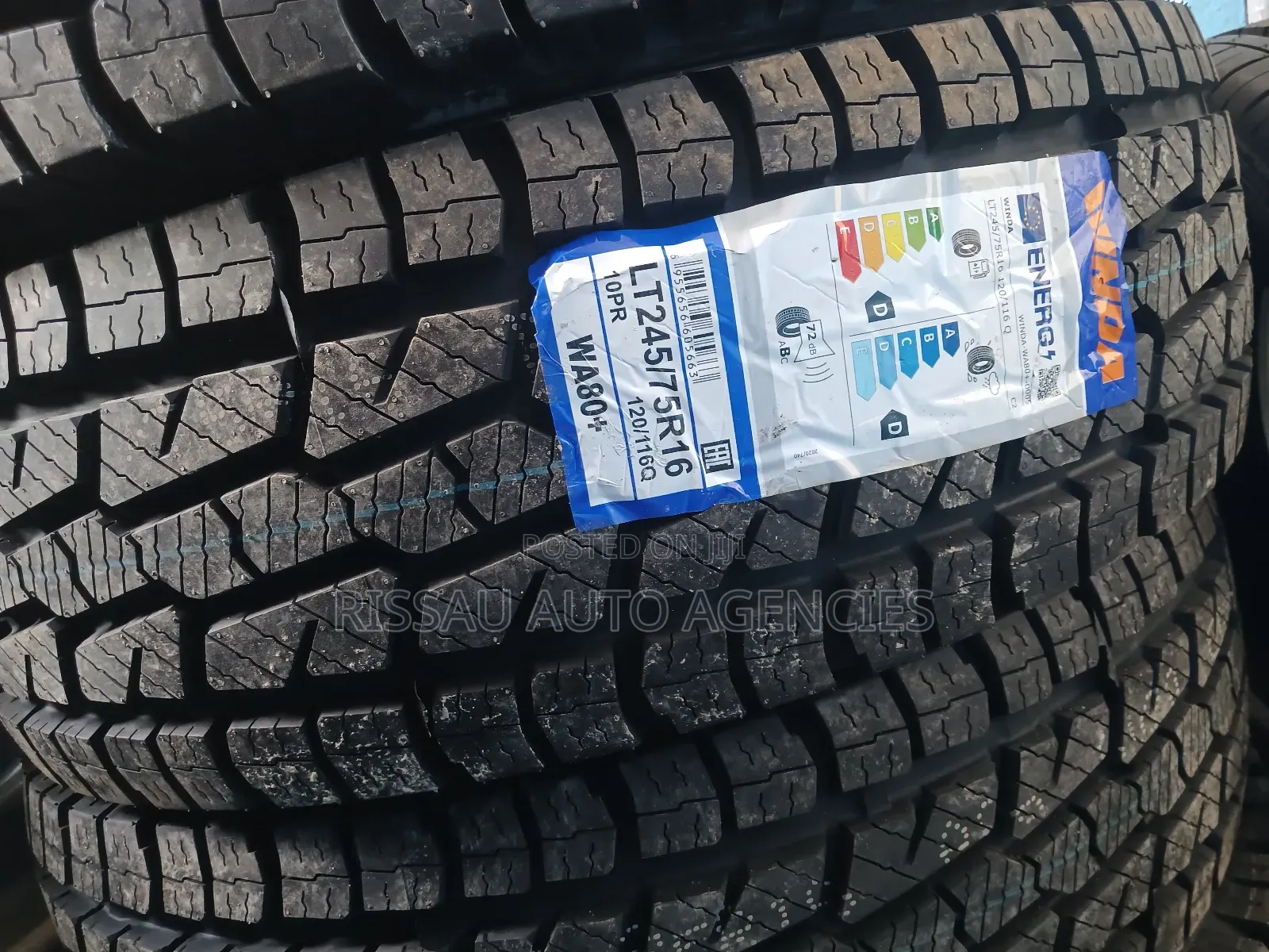 245/75 R 16 Winda Tyres Made in China.
