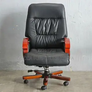 Office Chairs: Reclining Directors Chair With Wooden Armrest