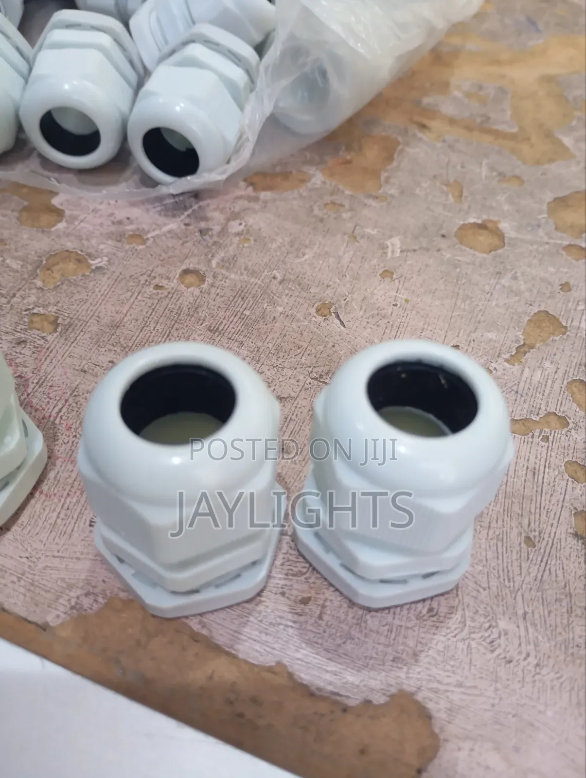 Plastic Cable Gland With Locknut Pg 19
