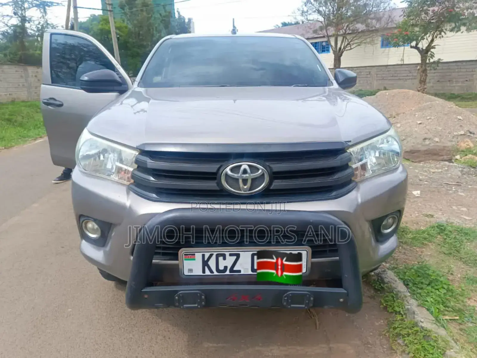 Toyota Hilux 2019 Silver