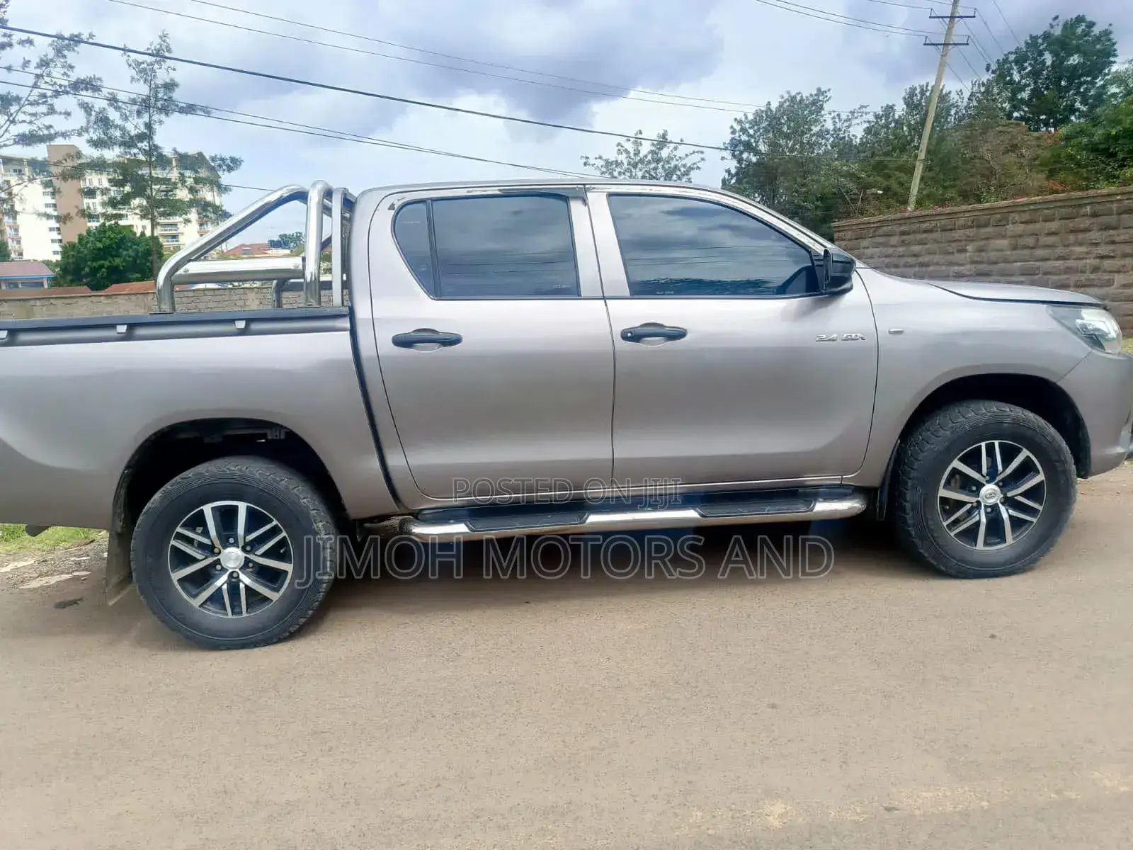 Toyota Hilux 2019 Silver