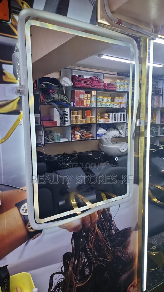 Frameless Led Square Mirror