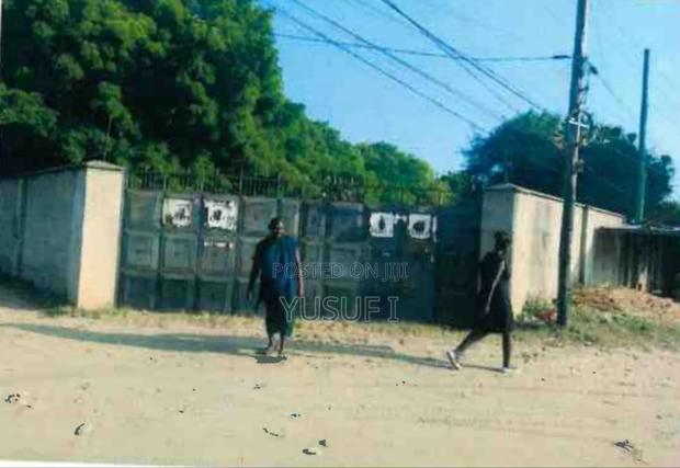 1 Acre Prime Plot Mtwapa . Walled - thumbnail 2