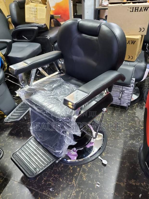 New Barber Chair Design 31307 Model Executive Barber Seat