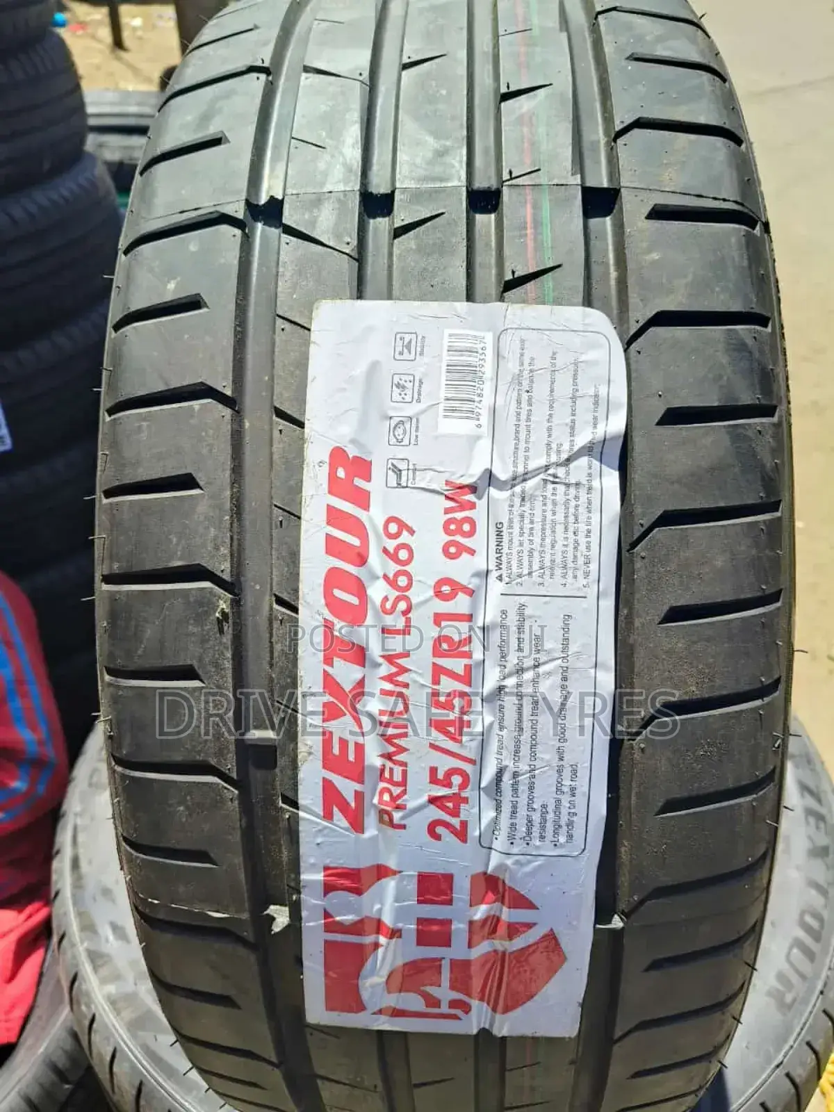 245/45 R19 Zeextour Tyre, High Quality Performance