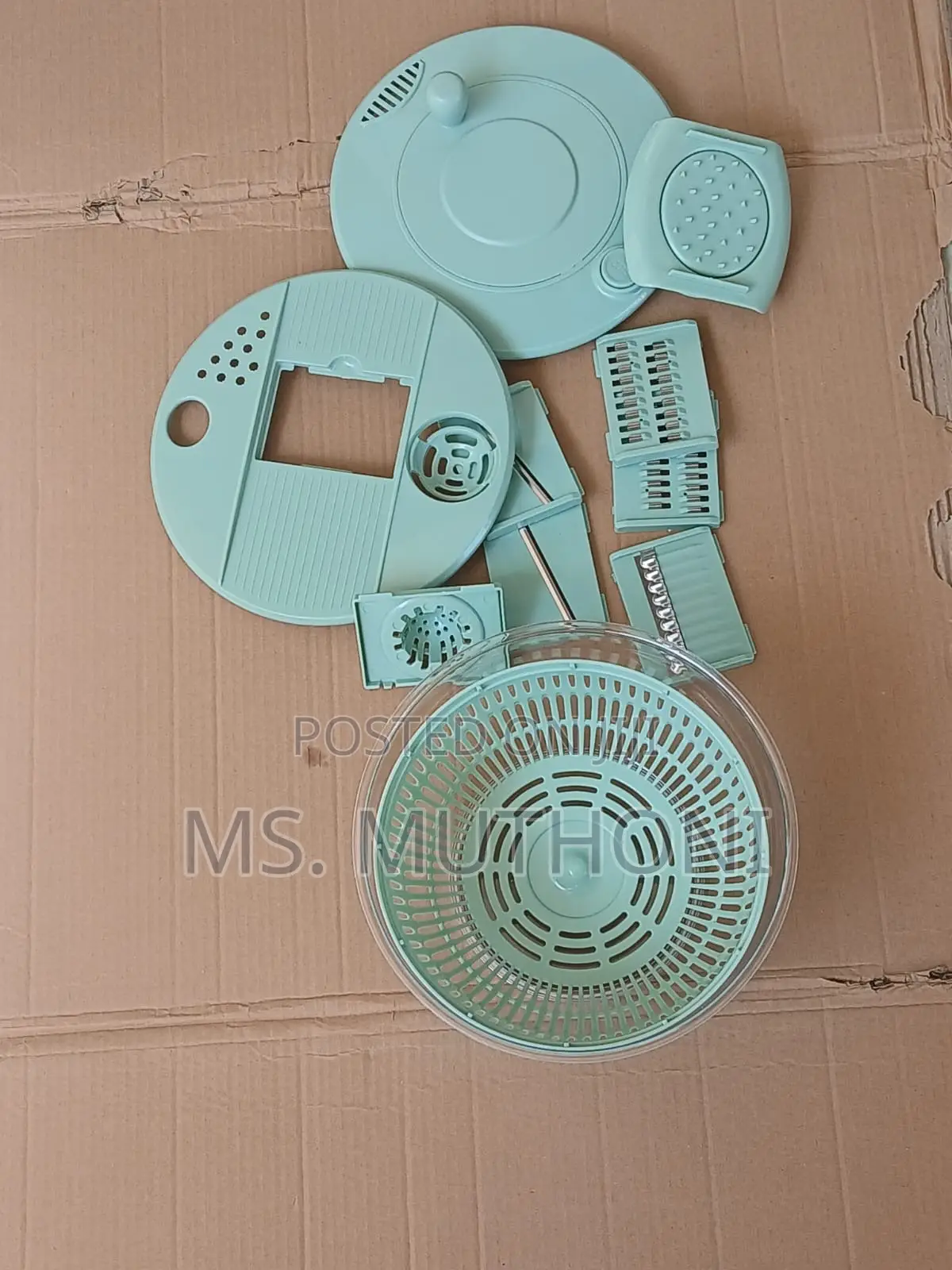 Multi-Functional 8pcs Salad Spinner With Vegetable Chopper