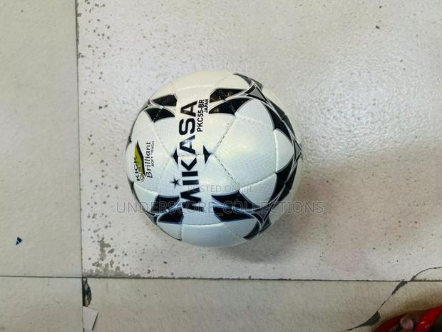 Mikasa Football Balls - thumbnail 3