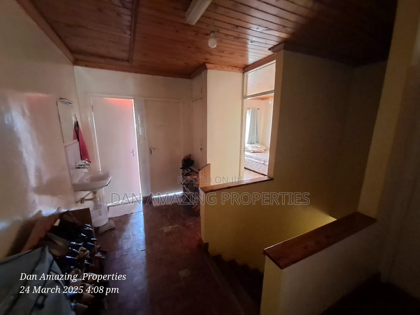 5bdrm Townhouse/Terrace in Golden Estate, South B for sale