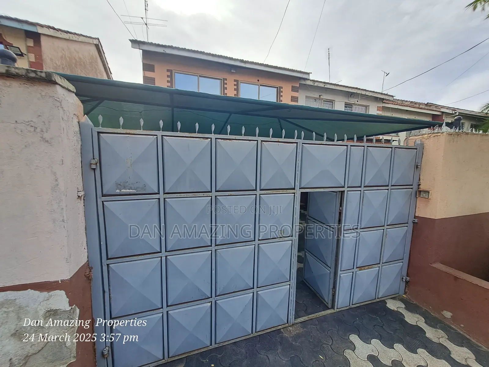 5bdrm Townhouse/Terrace in Golden Estate, South B for sale
