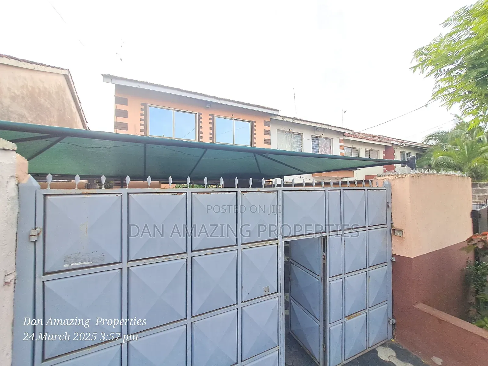 5bdrm Townhouse/Terrace in Golden Estate, South B for sale