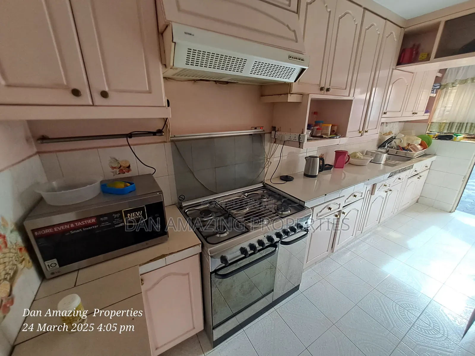 5bdrm Townhouse/Terrace in Golden Estate, South B for sale