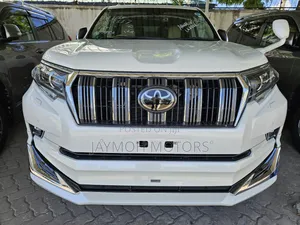 Toyota Land Cruiser Prado 2019 White