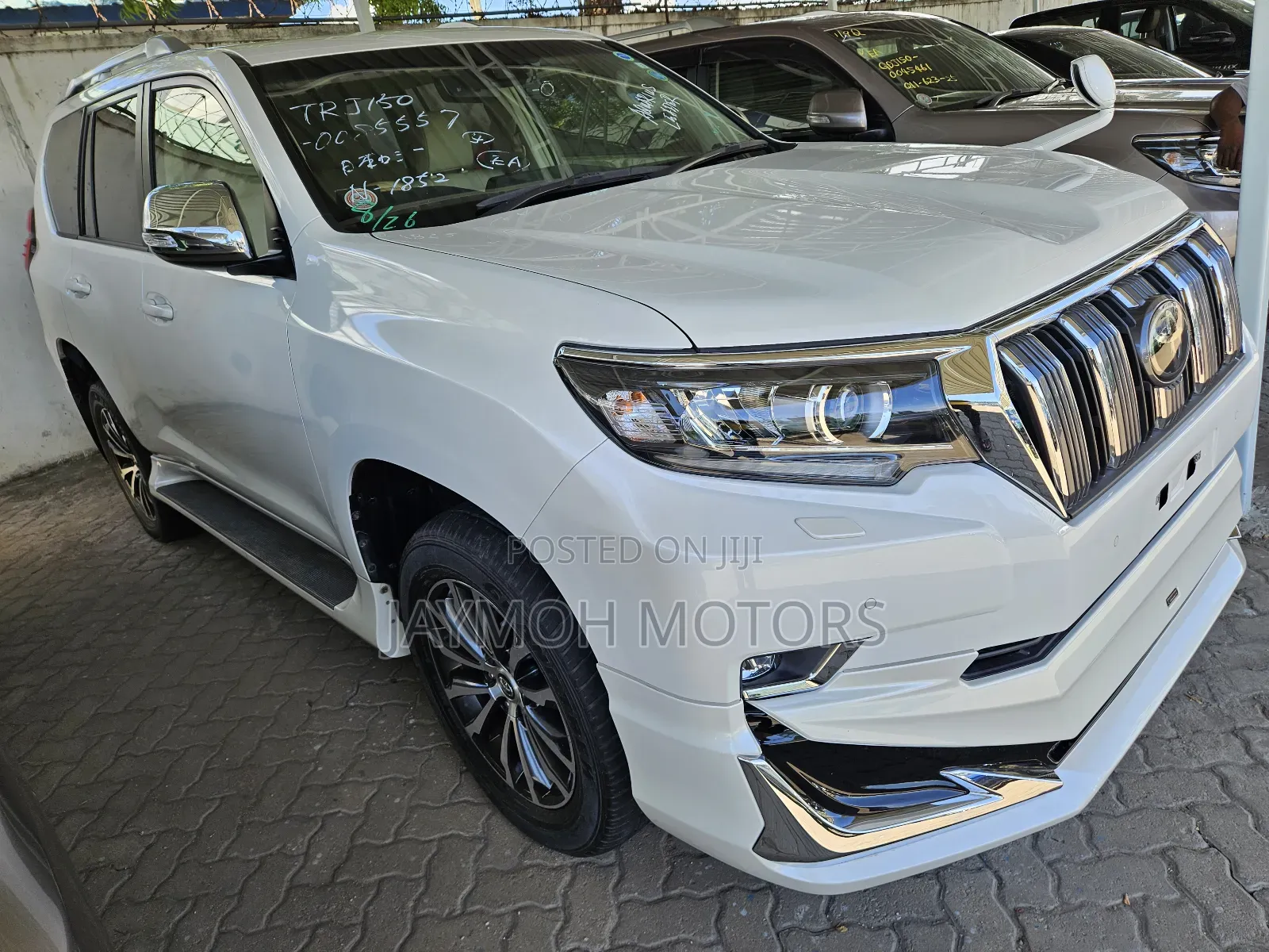 Toyota Land Cruiser Prado 2019 White
