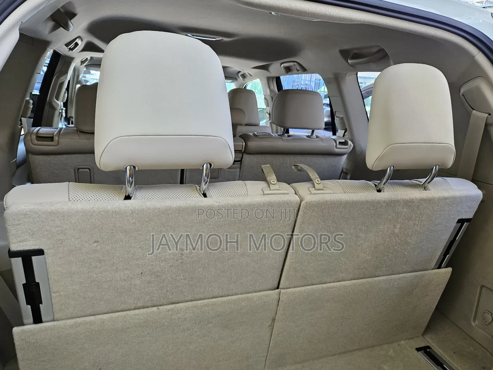 Toyota Land Cruiser Prado 2019 White