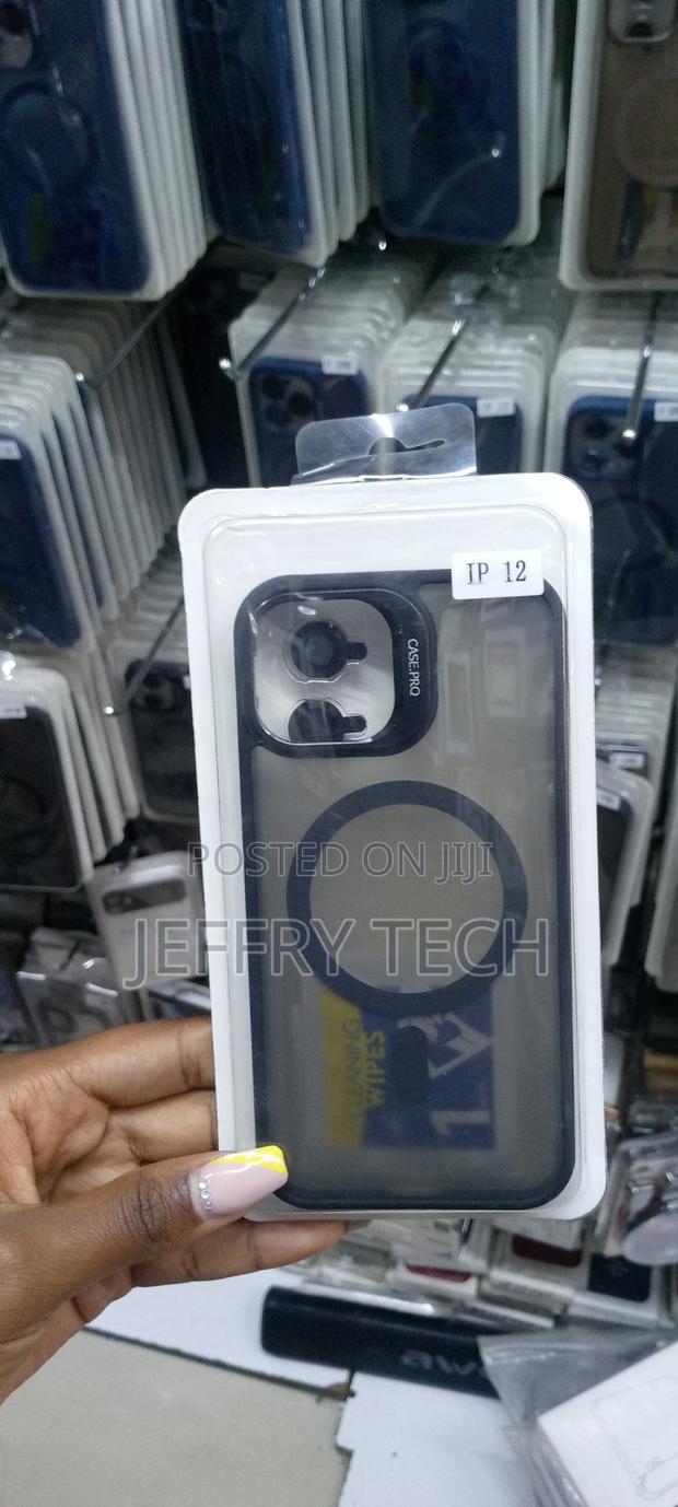 Magsafe Clear Case With Camera Stand+ Ring Lense for Ip 12 - main view