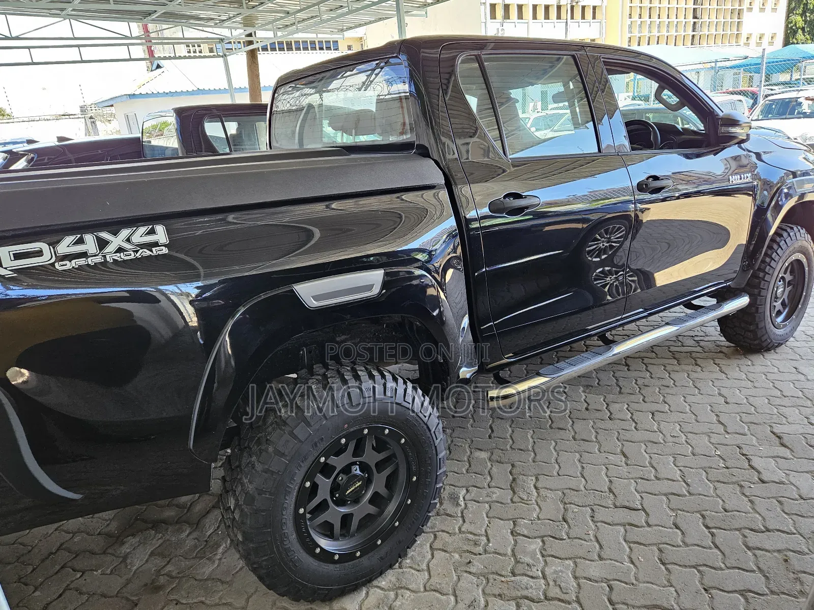Toyota Hilux 2022 Black