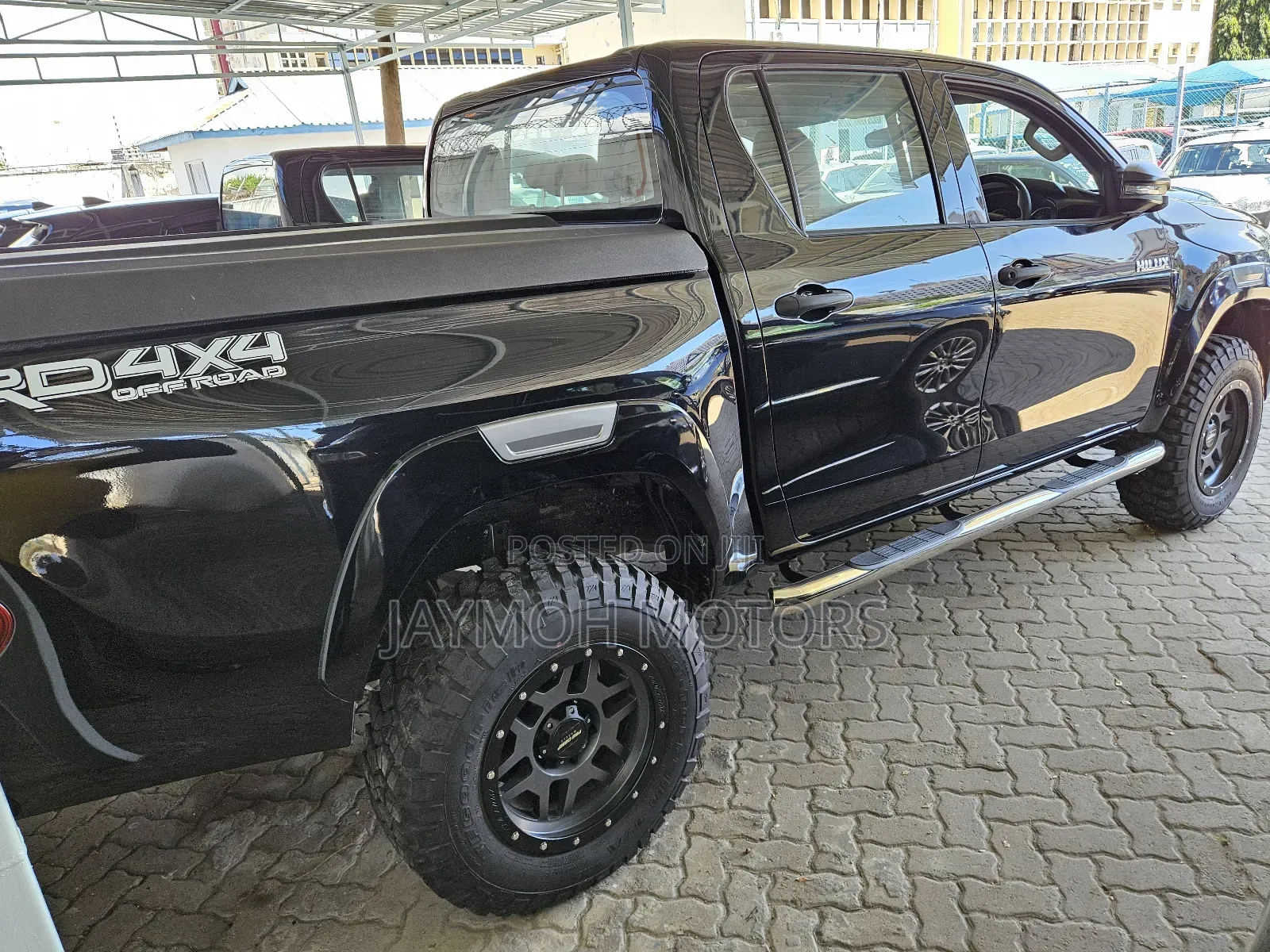 Toyota Hilux 2022 Black