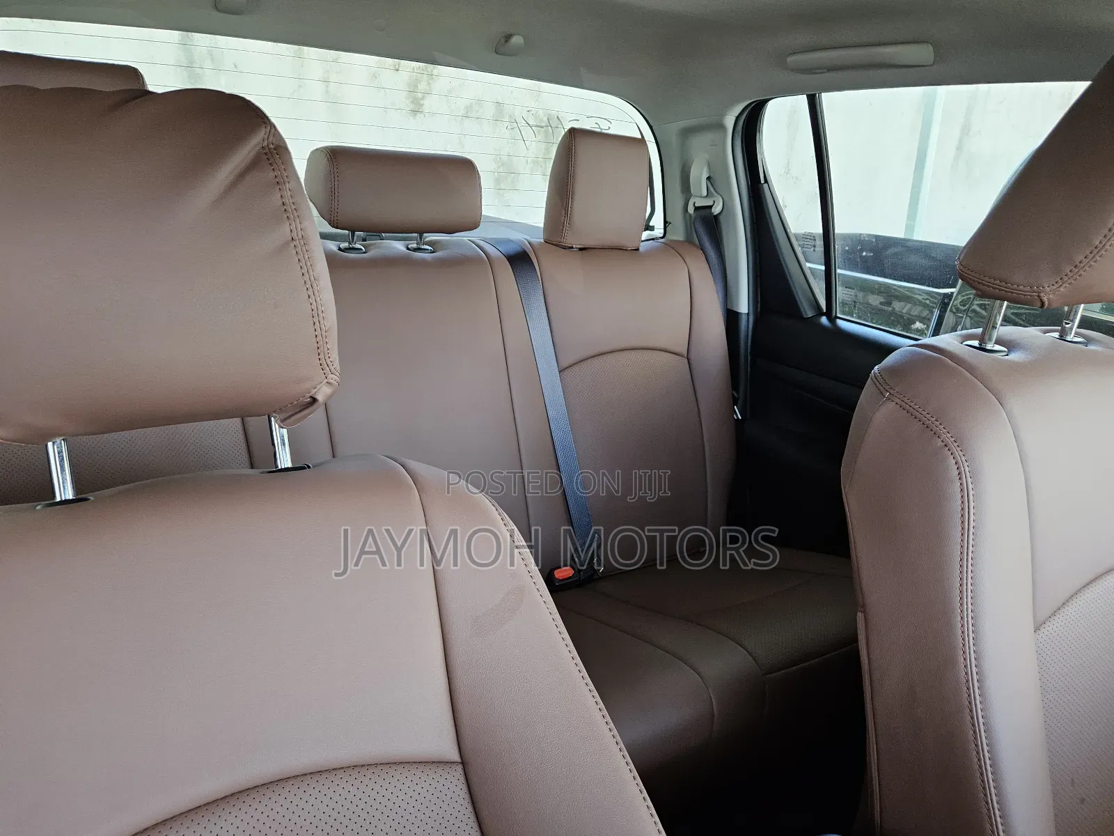 Toyota Hilux 2022 Black