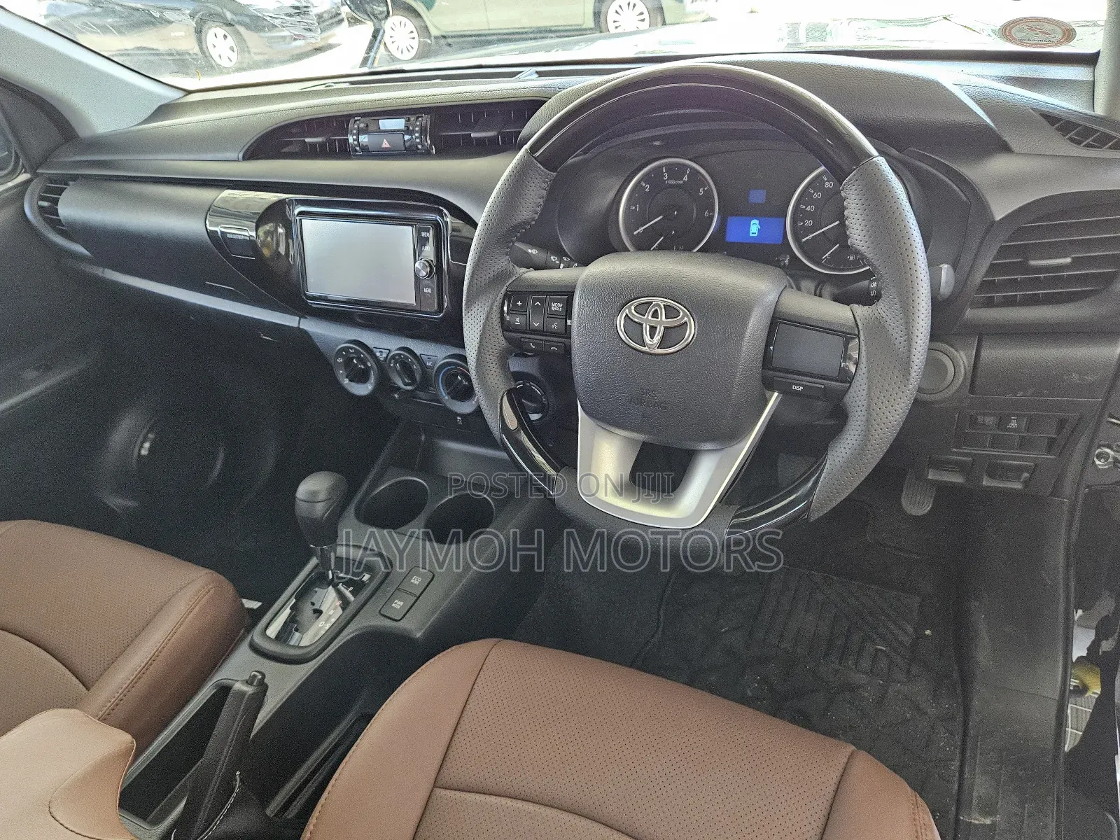 Toyota Hilux 2022 Black