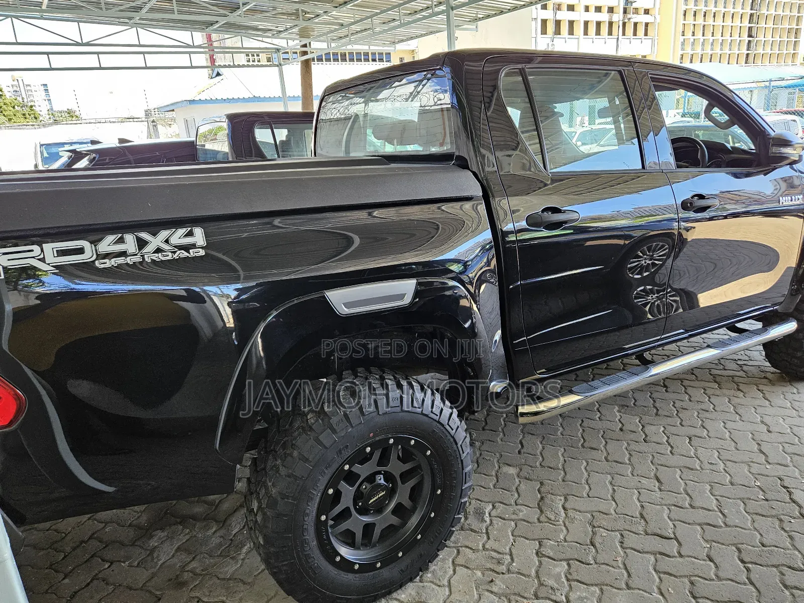 Toyota Hilux 2022 Black