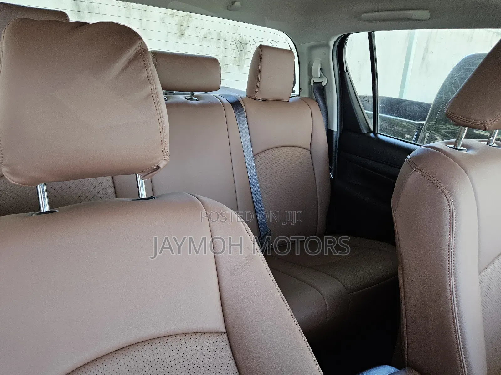 Toyota Hilux 2022 Black