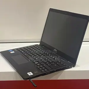 Laptop Fujitsu Esprimo U9215 16GB Intel Core I7 SSD 512GB
