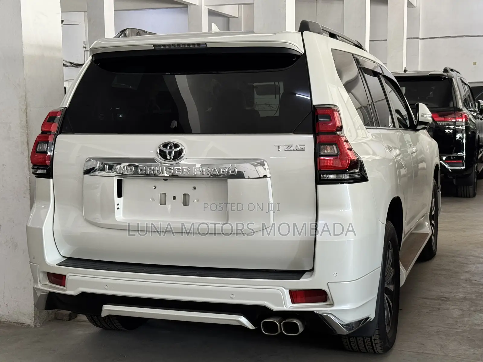 Toyota Land Cruiser Prado 2019 White