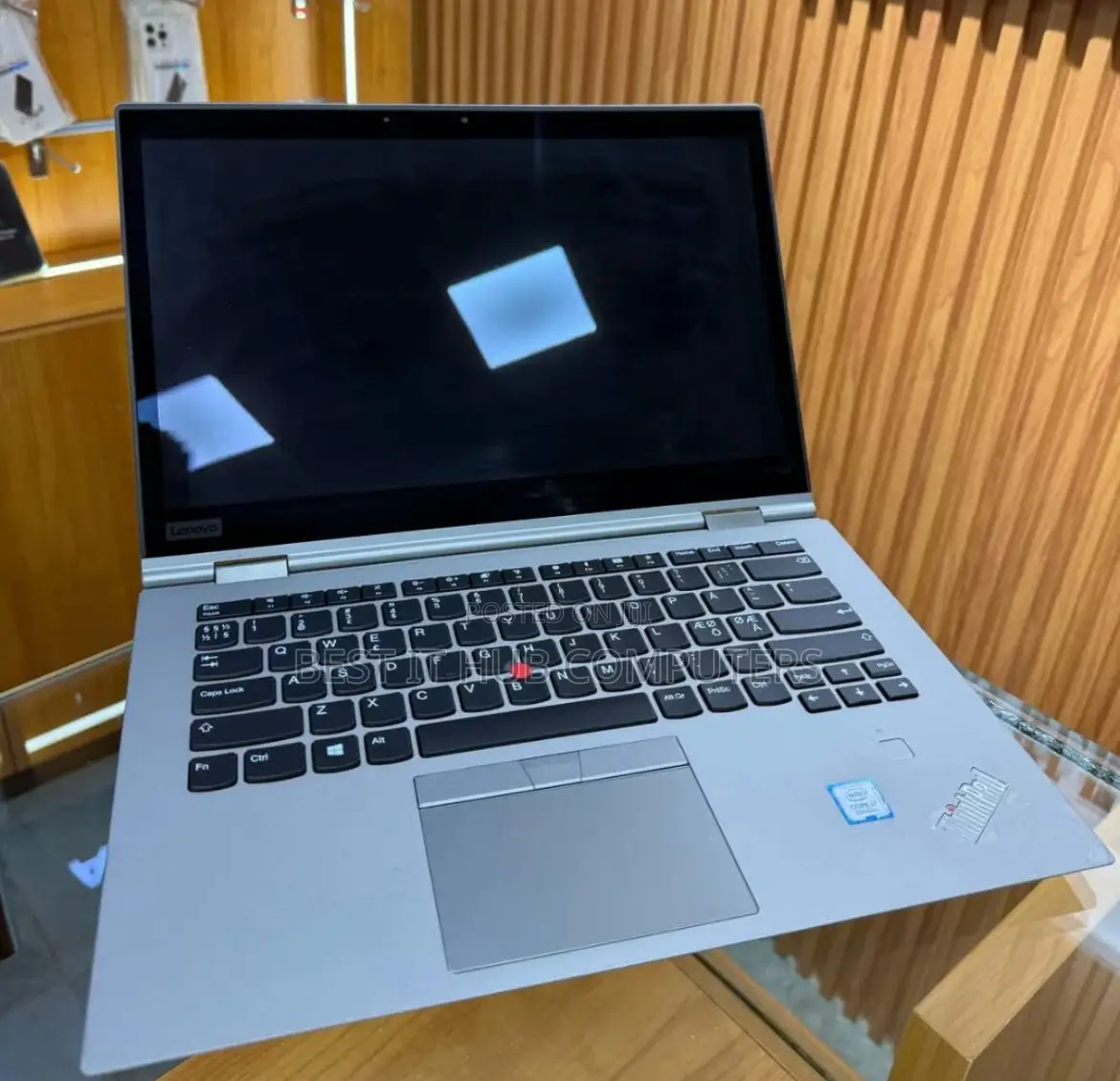 Laptop Lenovo ThinkPad X1 Yoga 16GB Intel Core i7 SSD 512GB