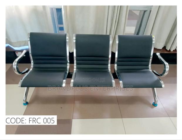 Padded Link Chair
