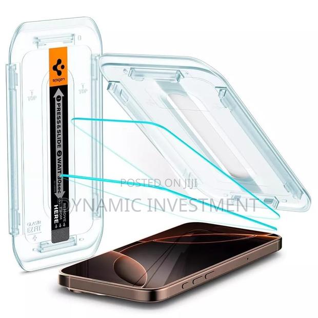 iPhone 16 Pro Max Spigen Glas.Tr Ez Fit Screen Protector - thumbnail 2