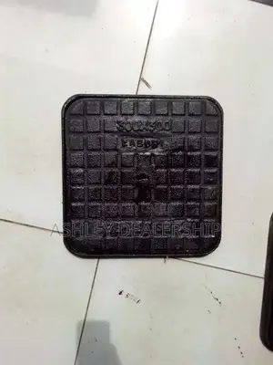 Cast Iron Manhole Cover 12" by 12" (300mm×300mm) 7kgs