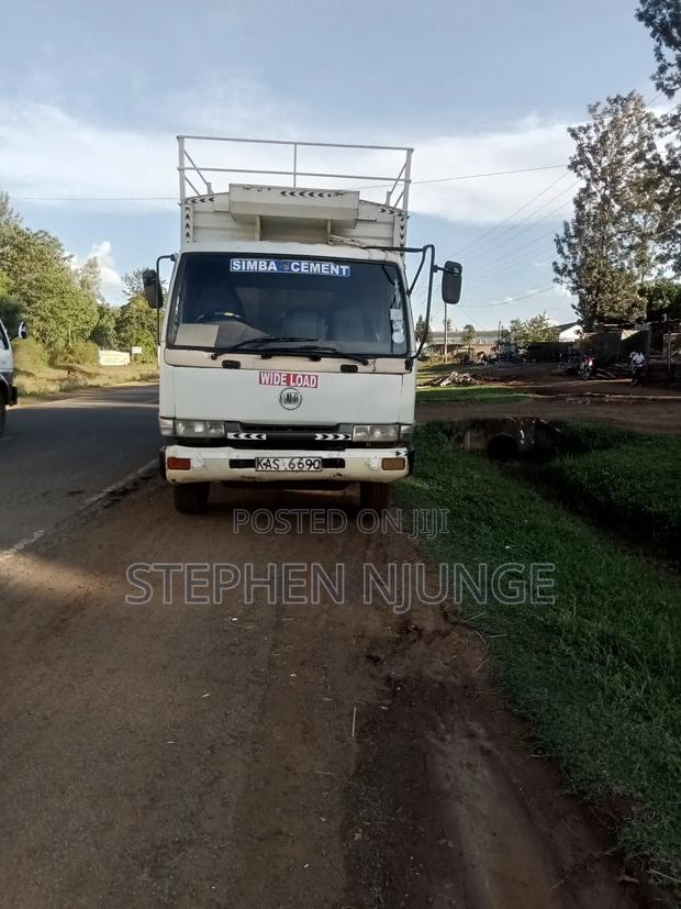 Very Clean Truck - thumbnail 4