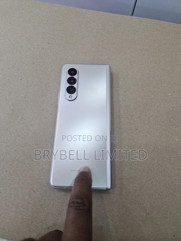 Samsung Galaxy Z Fold3 5G 256 GB Gold - thumbnail 7