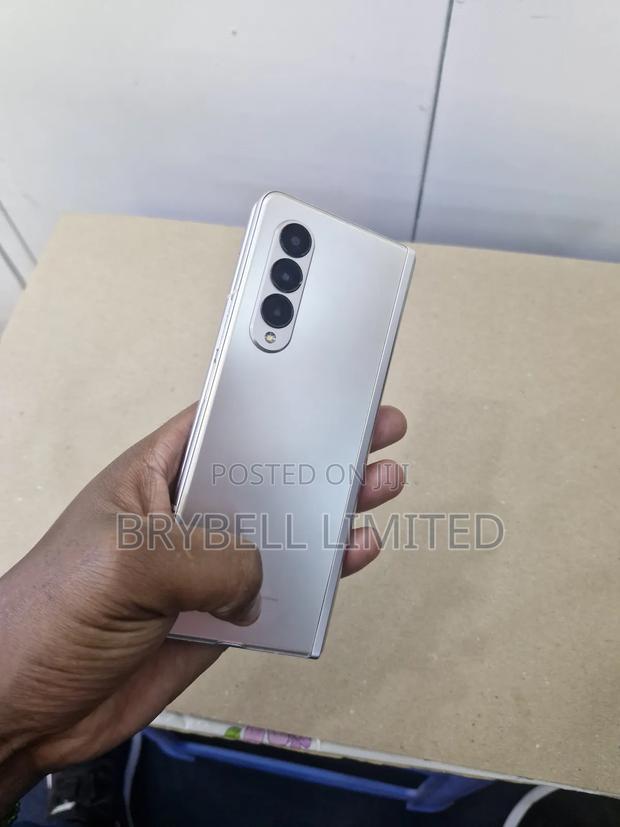 Samsung Galaxy Z Fold3 5G 256 GB Gold - thumbnail 3