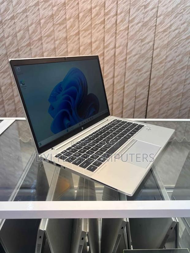 Laptop HP EliteBook 830 G7 8GB Intel Core I5 SSD 256GB