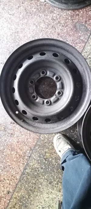Set of Rims Toyota Haice Box 7l