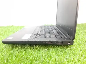 Laptop Dell Latitude 5490 16GB Intel Core I7 SSD 256GB