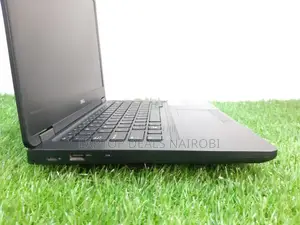 Laptop Dell Latitude 5490 16GB Intel Core I7 SSD 256GB
