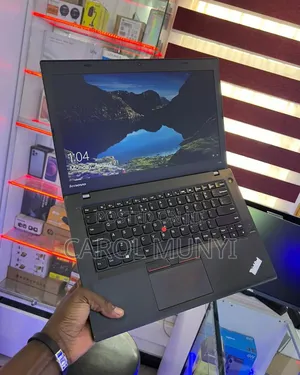 New Laptop Lenovo ThinkPad T450 4GB Intel Core I5 HDD+SSD 500GB