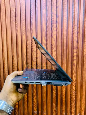 Laptop HP EliteBook 820 G2 8GB Intel Core I7 HDD 500GB