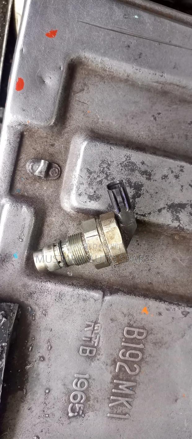 Common Rail Switch Toyota Hiace Box New Model - thumbnail 3