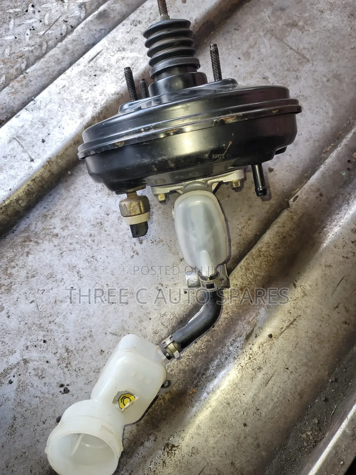 Toyota Passo Brake Booster