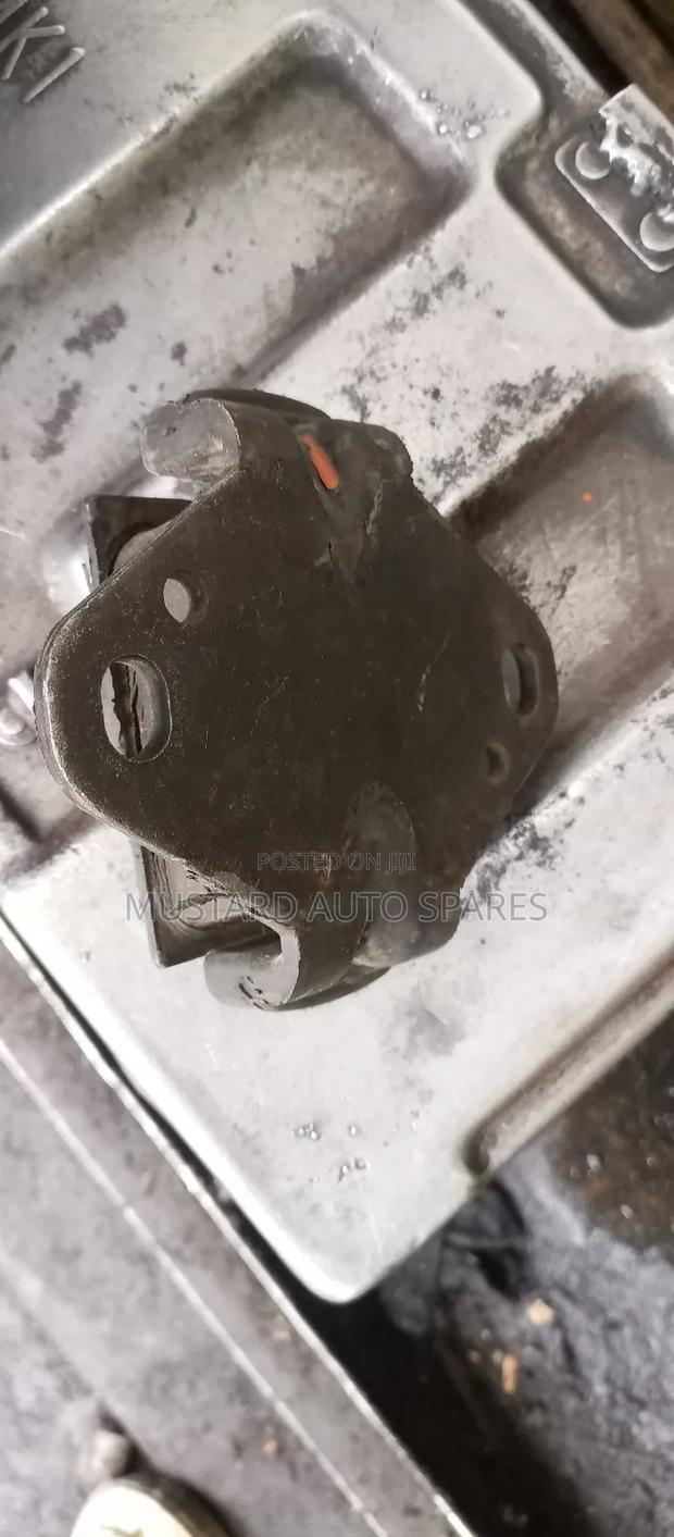 Engine Mount - thumbnail 3
